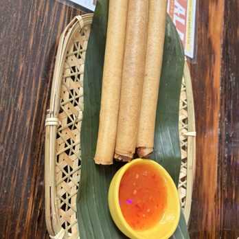 Makilala - Lumpiang Shanghai - Filipino Near Me - Toronto, Ontario