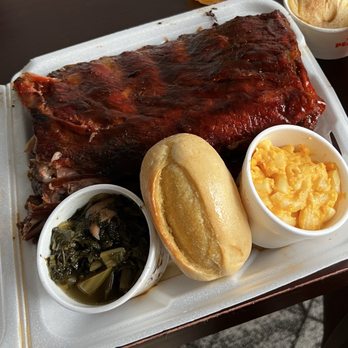 Corky's Ribs & BBQ - Full slab ribs, Mixed Greens, and Mac & Cheese - Barbeque Near Me - Memphis, Tennessee