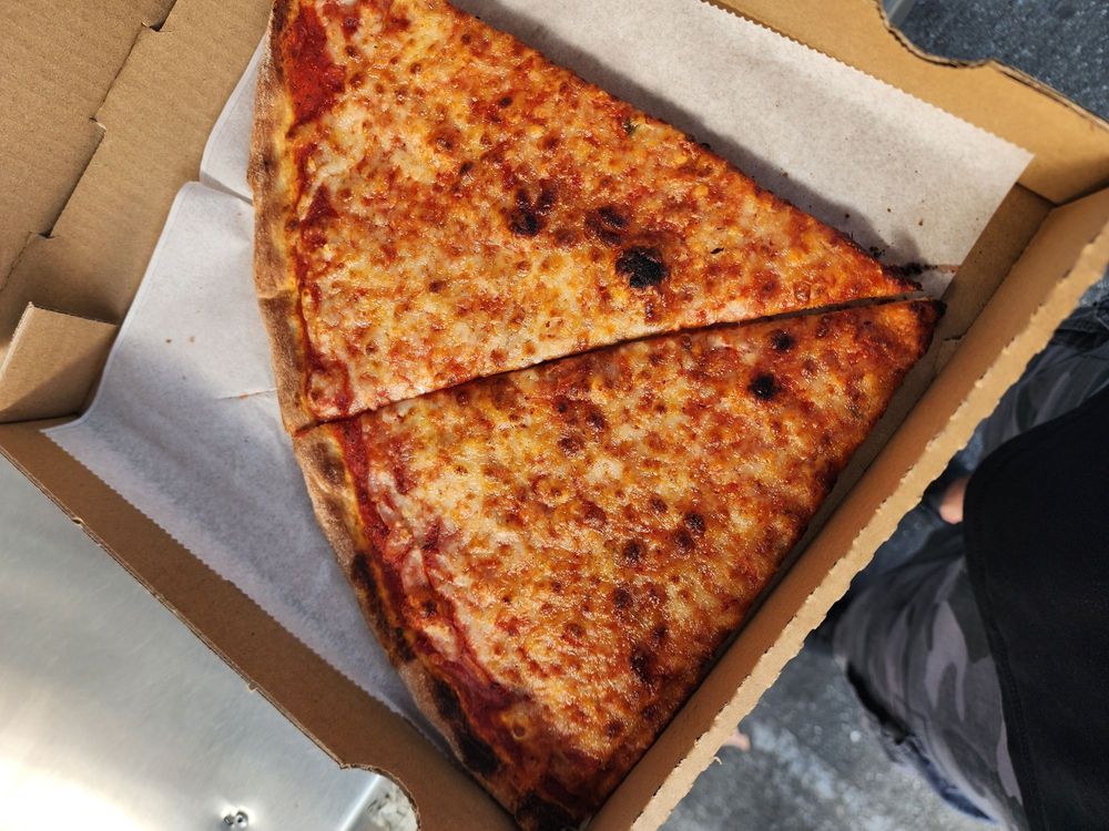Jrs NY Pizza Logo