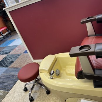 Le Nails - Nail Salons Near Me - Tulsa, Oklahoma Le Nails - Nail Salons Near Me - Tulsa, Oklahoma