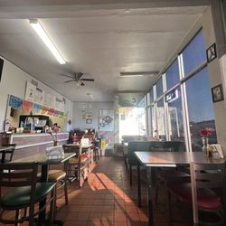 Taqueria Los Altos - Interior