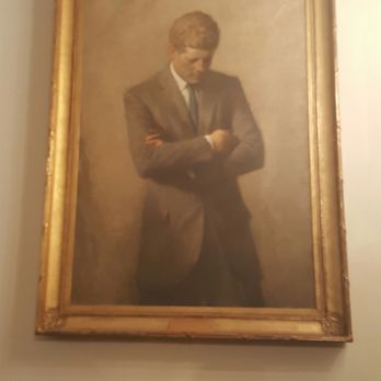 The White House - Portrait of John F. Kennedy - Landmarks & Historical Buildings Near Me - Washington, DC, District of Columbia The White House - Portrait of John F. Kennedy - Landmarks & Historical Buildings Near Me - Washington, DC, District of Columbia