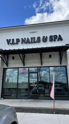 VIP Nails & Spa