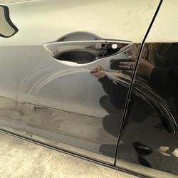 Mobile Detailers - Side swiped hit and run by jeep fender.