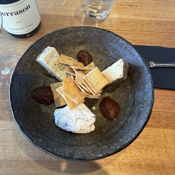 Pearl + Co - Cocktail Bars Near Me - Hobart, TAS