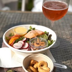 QC Spa - Uninspiring salmon salad and rose wine