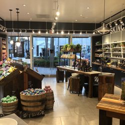 Lush Cosmetics - How beautiful is the new space?