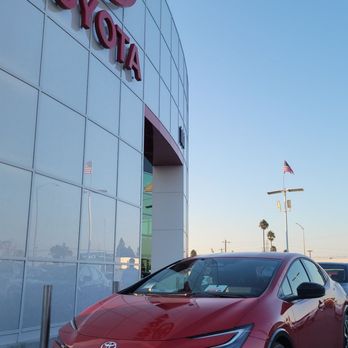 CLAREMONT TOYOTA - 543 Photos & 1768 Reviews - 601 Auto Center Dr ...