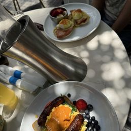 Eggs Benedict