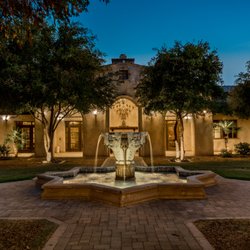 Abstract Lighting - Beautiful fountain and architectural lighting