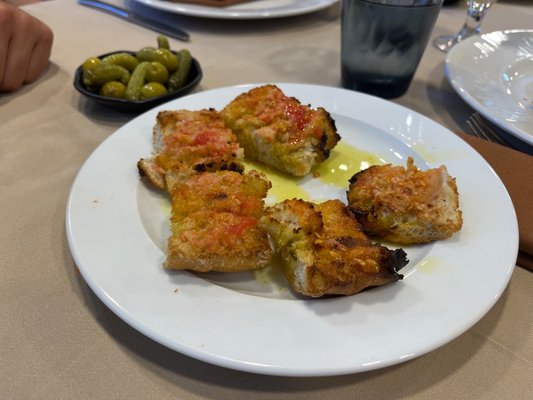 La taverna del Port Balís by null
