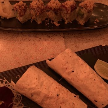 Catch NYC - MRC ROLL and BAKED KING CRAB HAND ROLLS - Asian Fusion Near Me - New York, New York