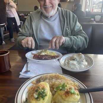 5 Points Restaurant - Eggs Benedict on crab cake - Breakfast & Brunch Near Me - Asheville, North Carolina 5 Points Restaurant - Eggs Benedict on crab cake - Breakfast & Brunch Near Me - Asheville, North Carolina