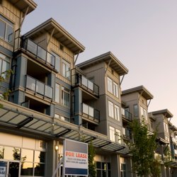 Reynolds Realty Advisors - Mix Use Complex