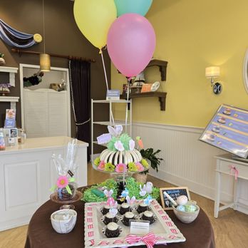 Nothing Bundt Cakes - Easter cakes - Bakeries Near Me - Deerfield, Illinois