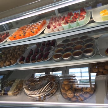 Van Bakery - Fresh pastries and cookies - Bakeries Near Me - Glendale, California