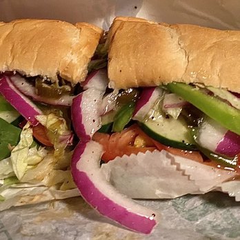 Subway - Sweet Onion Chicken Teriyaki on Artisan Italian-toasted provolone, lettuce, spinach, tomato, cucumber, green peppers, red onions, jalapeños - Sandwiches Near Me - Carthage, Missouri Subway - Sweet Onion Chicken Teriyaki on Artisan Italian-toasted provolone, lettuce, spinach, tomato, cucumber, green peppers, red onions, jalapeños - Sandwiches Near Me - Carthage, Missouri