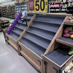 Food Lion - Snows coming.