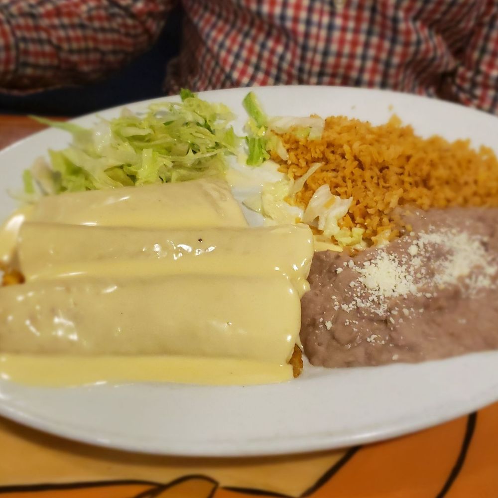 El Toro - Seafood Enchiladas - Mexican Near Me - Wilmington, Delaware El Toro - Seafood Enchiladas - Mexican Near Me - Wilmington, Delaware
