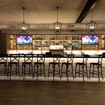 NettBar Shady Acres - the bar area - Sports Bars Near Me - Houston, Texas NettBar Shady Acres - the bar area - Sports Bars Near Me - Houston, Texas