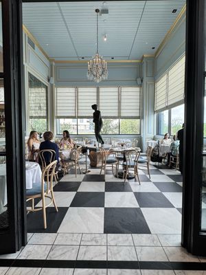 Annabelle Brasserie by null