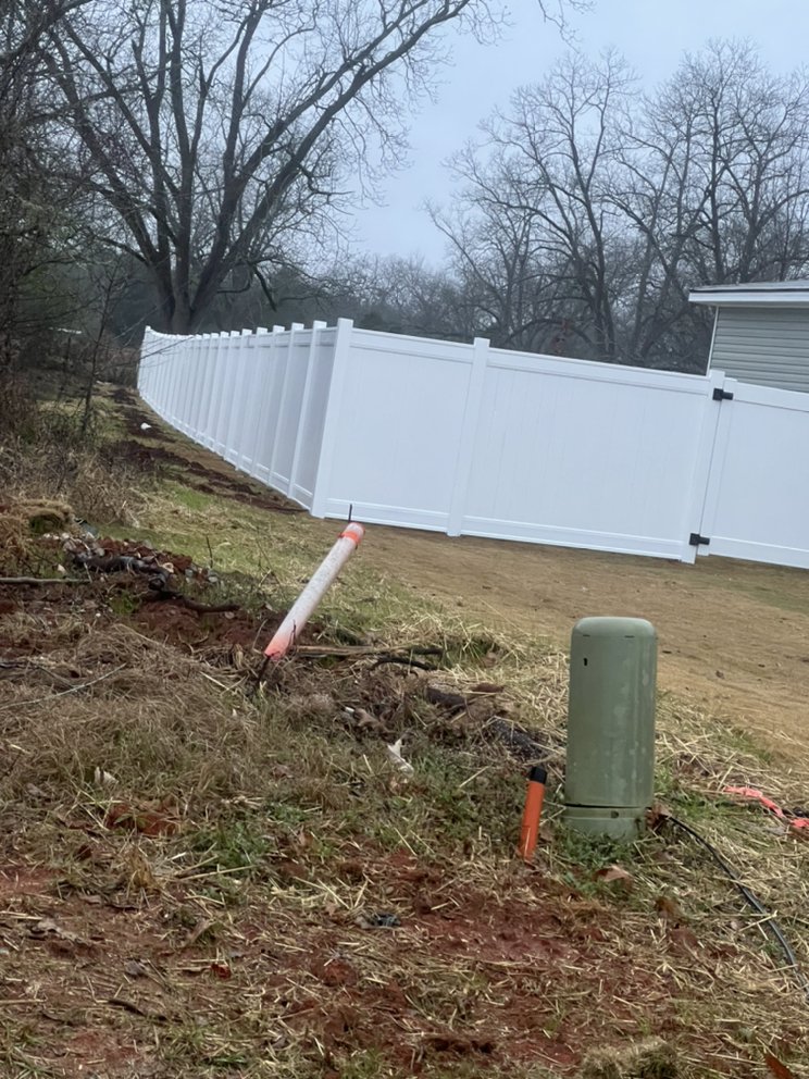 Slide of Vista Fence & Roofing