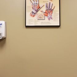 Summit Hand Center of Crystal Clinic - Exam room
