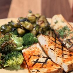 Urban Plates - Chili Glazed Grilled Tofu Bowl  - tofu texture was good   - broccoli (meh too gingery) - brussel sprouts were good tho