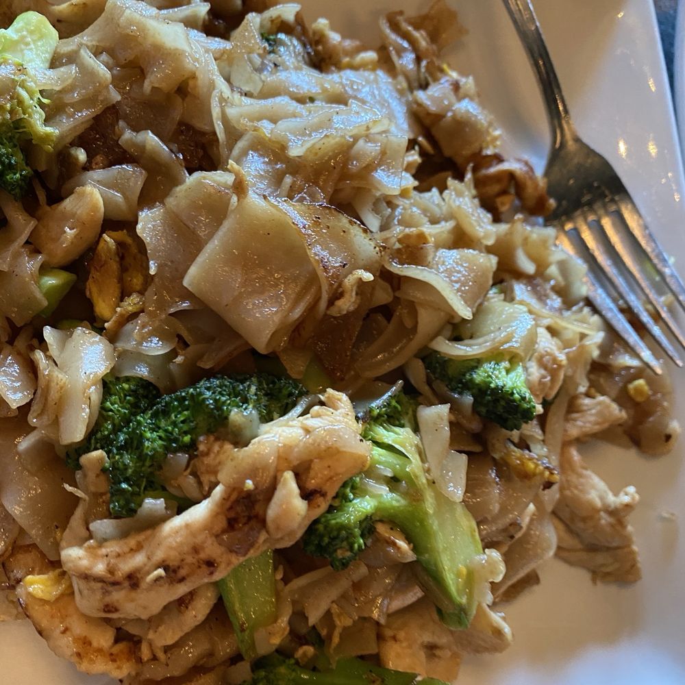 Thai Talay - Pad See You - Thai Near Me - Westchester, California