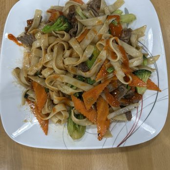 999 Phở - Beef Stir Fry with Chow Mein - Vietnamese Near Me - Reno, Nevada 999 Phở - Beef Stir Fry with Chow Mein - Vietnamese Near Me - Reno, Nevada