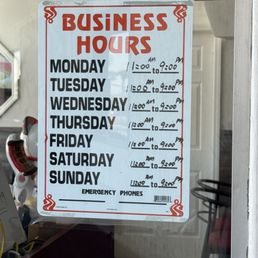 Hours, but they closed from 3-4:30PM Hours, but they closed from 3-4:30PM