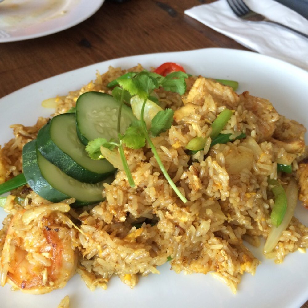 Summer Buffalo - #curry #rice with #chicken - Thai Near Me - Burbank, California Summer Buffalo - #curry #rice with #chicken - Thai Near Me - Burbank, California