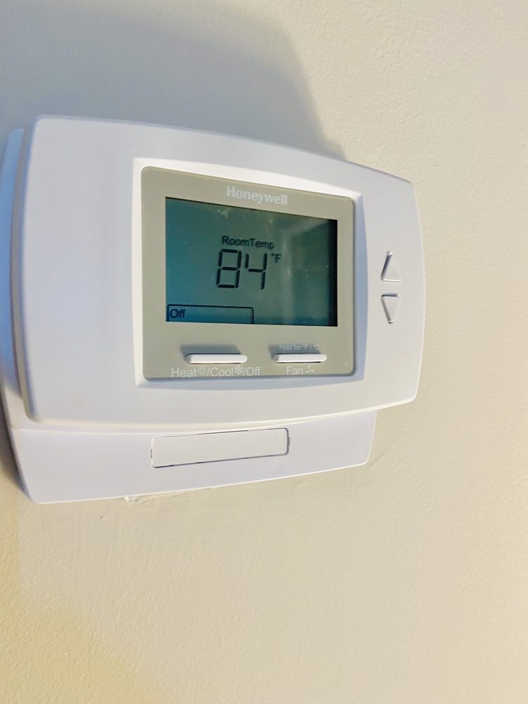 HIGHLAND HOUSE WEST APARTMENTS Updated October 2024 20 Photos & 10 Reviews 4450 South Park