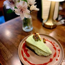 Ferrucci Ristorante - Pistachio mouse cake