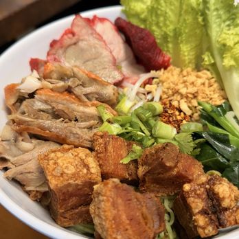 Luv2eat Thai Bistro - Thai Near Me - Los Angeles, California Luv2eat Thai Bistro - Thai Near Me - Los Angeles, California