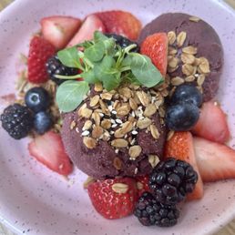 Acai bowl Acai bowl