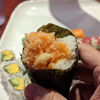 Sushi Castle - Spicy crunchy salmon hand roll - Sushi Bars Near Me - Eastchester, New York Sushi Castle - Spicy crunchy salmon hand roll - Sushi Bars Near Me - Eastchester, New York