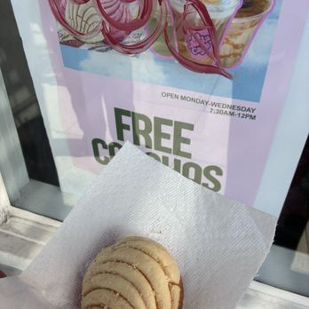 La Chula Café - Desserts Near Me - Pasadena, California La Chula Café - Desserts Near Me - Pasadena, California