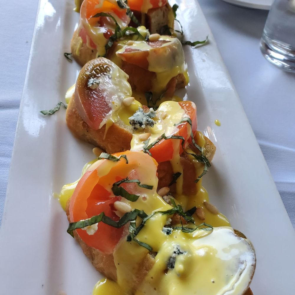 DeVine Bistro - Bruchetta - New American Near Me - Wellington, Florida