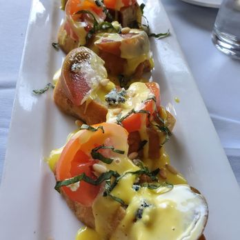 DeVine Bistro - Bruchetta - New American Near Me - Wellington, Florida