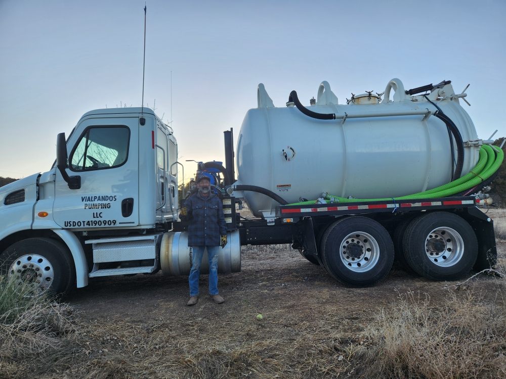 Vialpando's Pumping - septic in Albuquerque, NM
