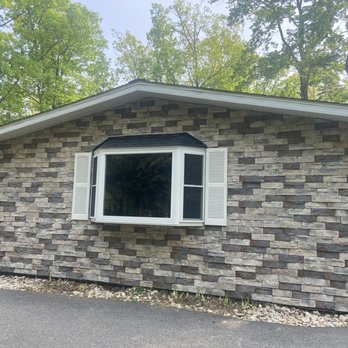 Justin L Honey Construction - 5/23/23 AFTER-shutters complete the look - Siding Near Me - New Ringgold, Pennsylvania Justin L Honey Construction - 5/23/23 AFTER-shutters complete the look - Siding Near Me - New Ringgold, Pennsylvania