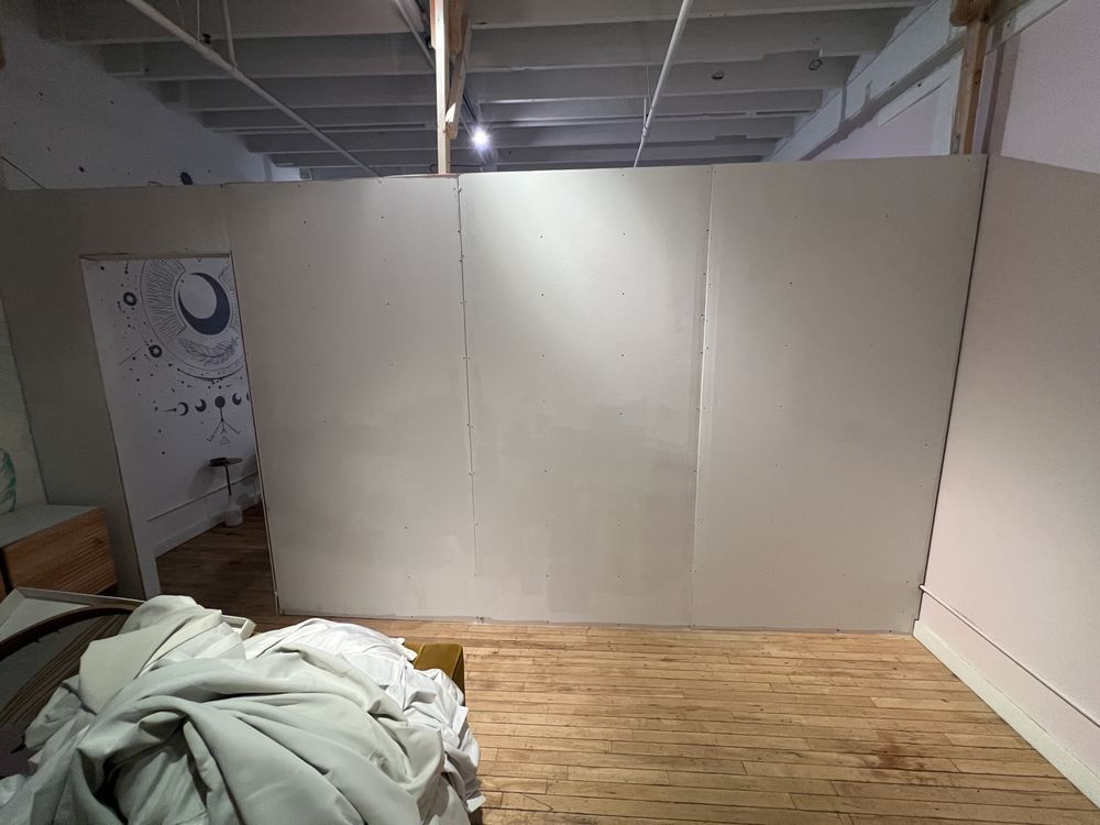 Slide of Daryna Construction