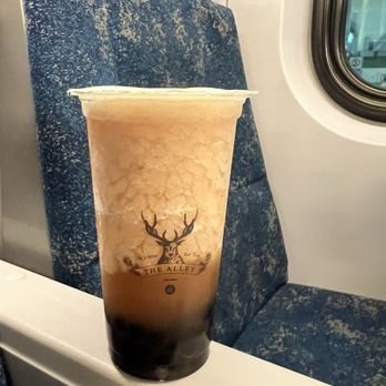 The Alley - Lime Black Tea - Bubble Tea Near Me - Toronto, Ontario
