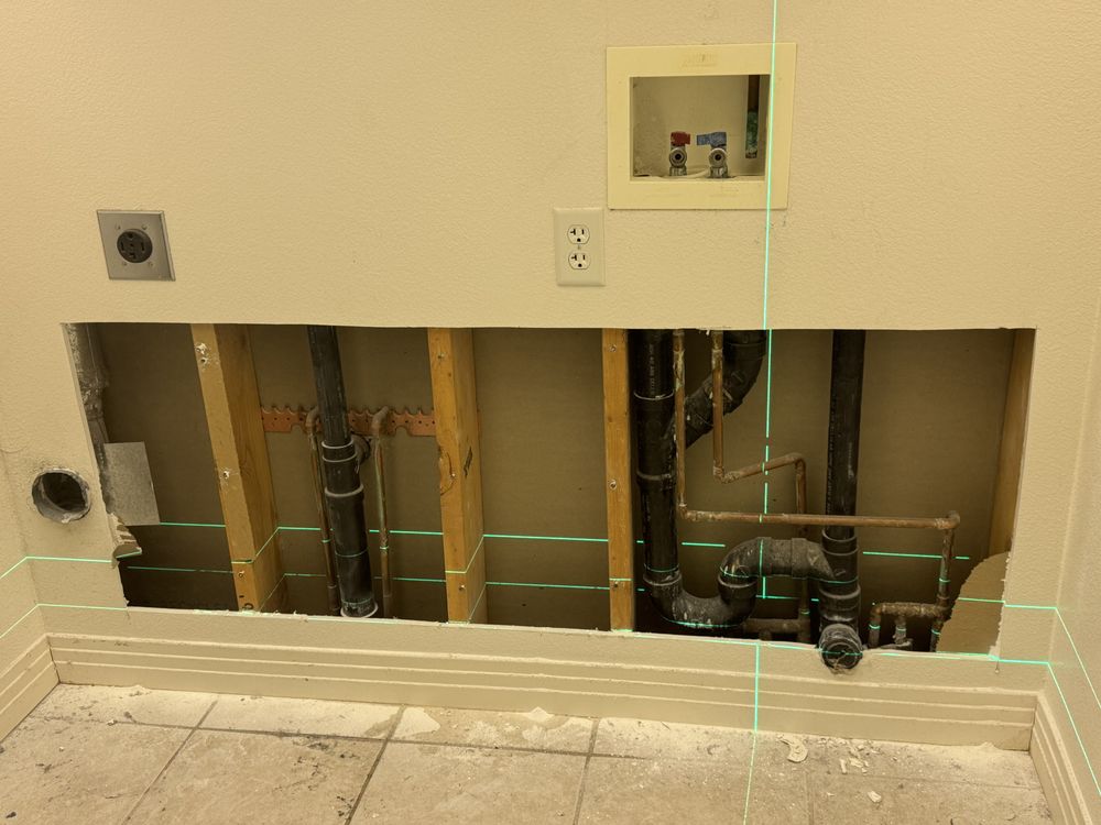 Slide of Leak Experts