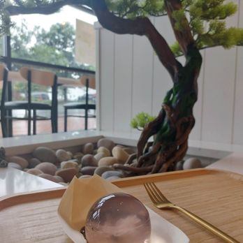 Kyo Matcha - Rain drop cake and interior - Desserts Near Me - Falls Church, Virginia Kyo Matcha - Rain drop cake and interior - Desserts Near Me - Falls Church, Virginia