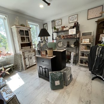 CP Farmhouse - Home Decor Near Me - Litchfield, Connecticut