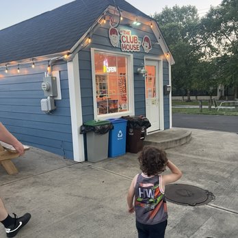 The Clubhouse - The entrance, including trash, recycling and composting bins - Ice Cream & Frozen Yogurt Near Me - Indianapolis, Indiana The Clubhouse - The entrance, including trash, recycling and composting bins - Ice Cream & Frozen Yogurt Near Me - Indianapolis, Indiana