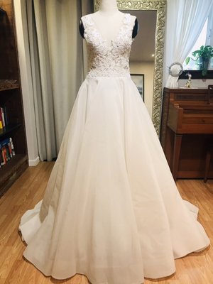 ~ Bridal Dresses ~ - 25 years in Experience, we have great skills and design for you :) ~ Bridal Dresses ~ - 25 years in Experience, we have great skills and design for you :)