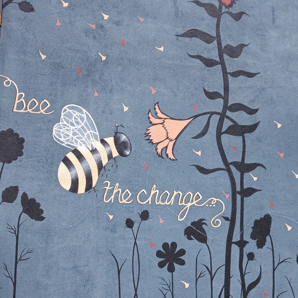 Americana Modern Hotel - Mural from hotel - Hotels Near Me - Redding, California Americana Modern Hotel - Mural from hotel - Hotels Near Me - Redding, California